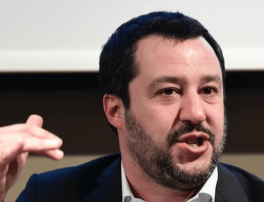 Μ. Σαλβίνι: Υπερβολικά τα πέντε δισ. ευρώ που έχουν εγκριθεί για την υποδοχή προσφύγων και μεταναστών